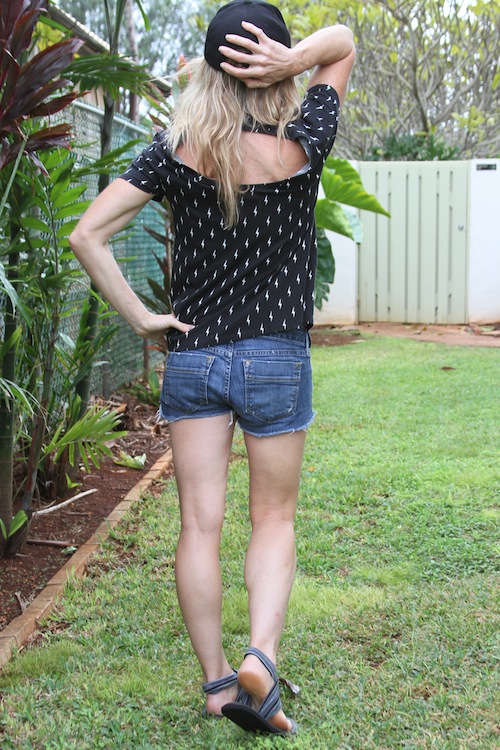 thegrommom back, Vans shirt